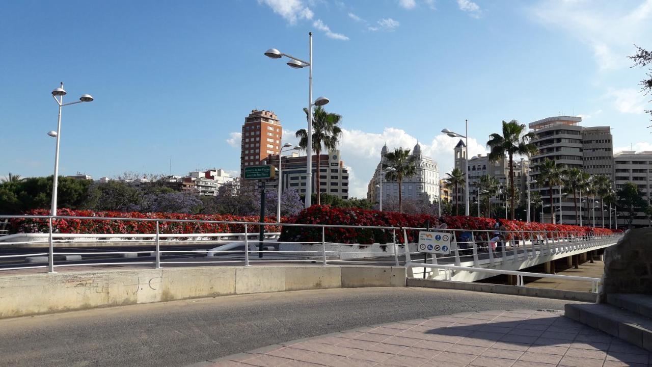 Angel Guimera Rooms & Breakfast Valencia Exterior foto